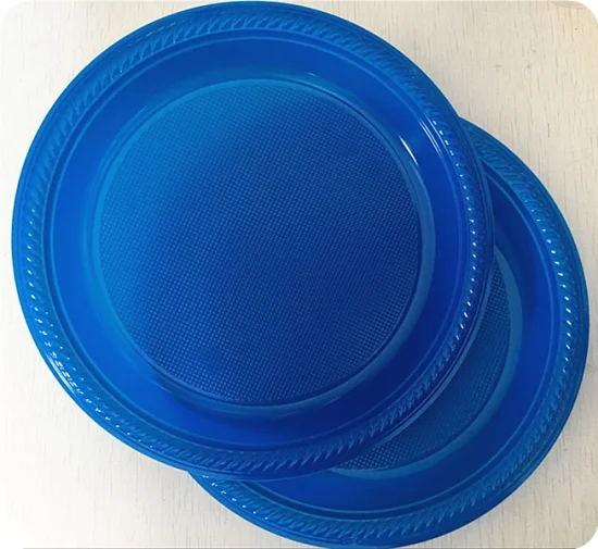 Plaques de restauration rapide rondes en plastique jetables bleues de 7 pouces pour la fête de mariage d'anniversaire